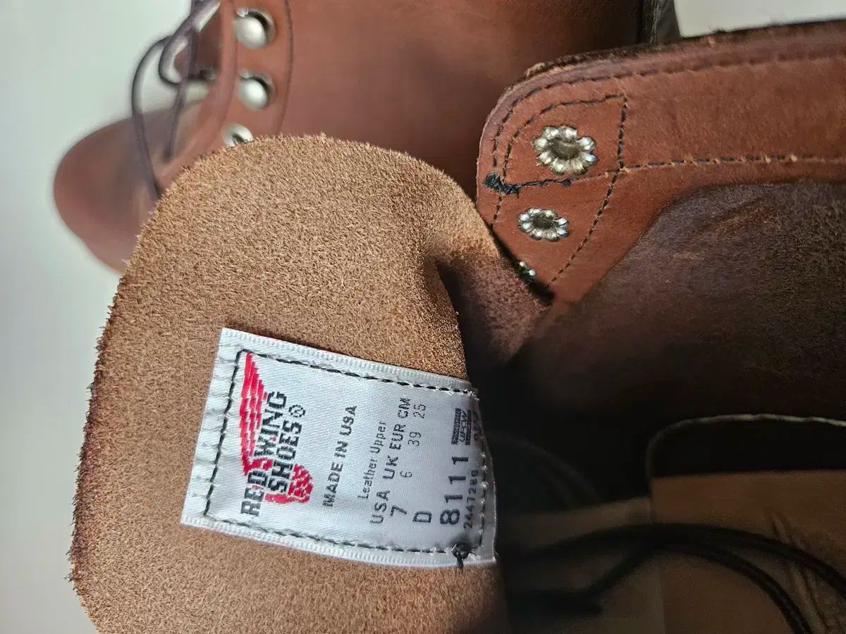 レッドウィング