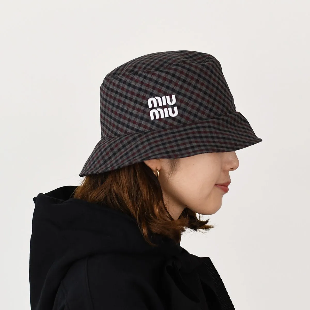 2026年最新】miumiuバケハの人気アイテム - メルカリ