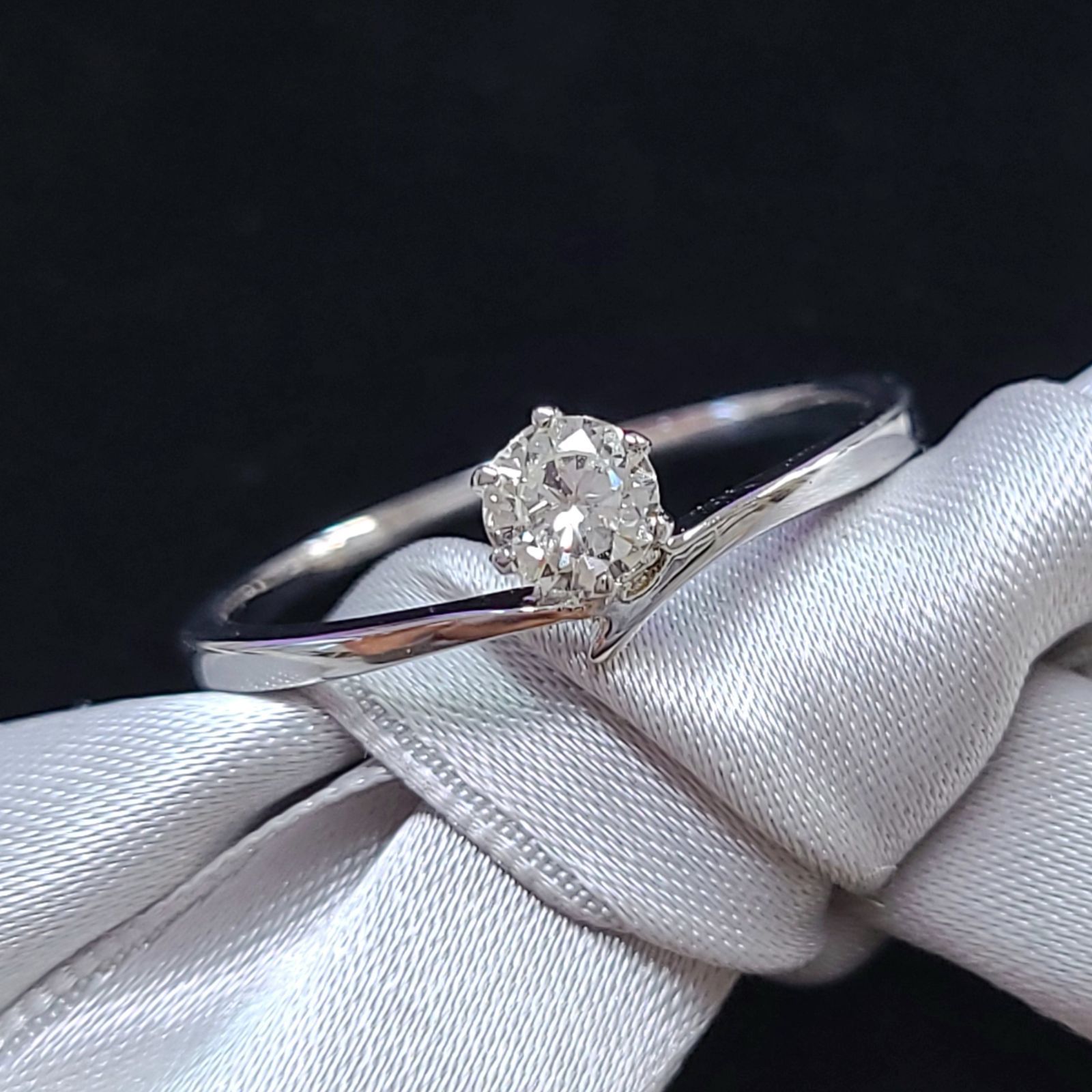 0.2ct ダイヤモンド pt100 リング 一粒 プラチナ100 鑑別書付 無色 G 