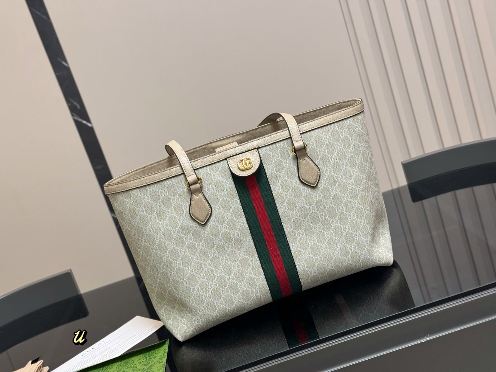 今日 Gucci Shopping Bag グッチ ショッピングバッグ