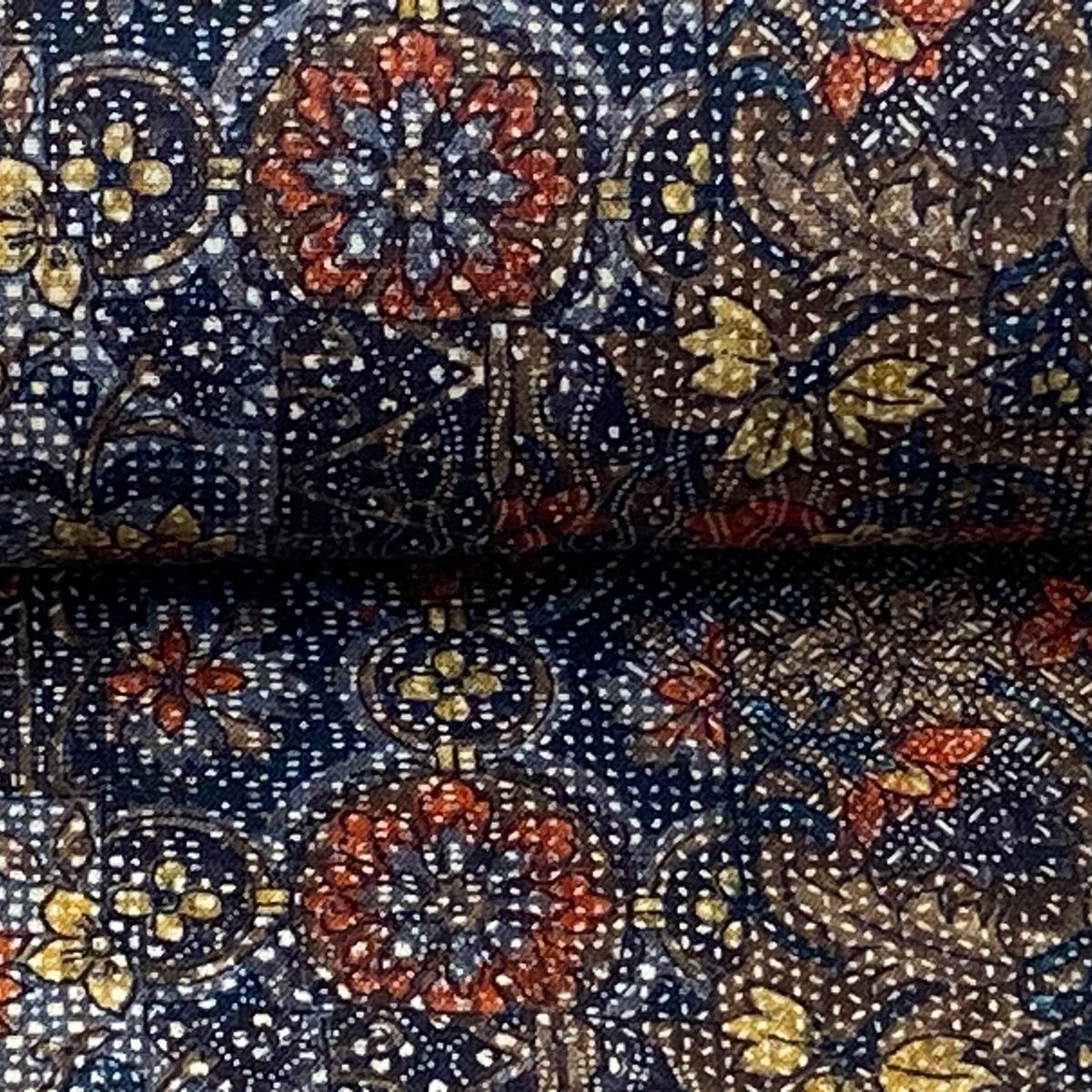 小紋 全体柄 草花 流水 アイスグリーン色 正絹 反物 小紋 全体柄 草花