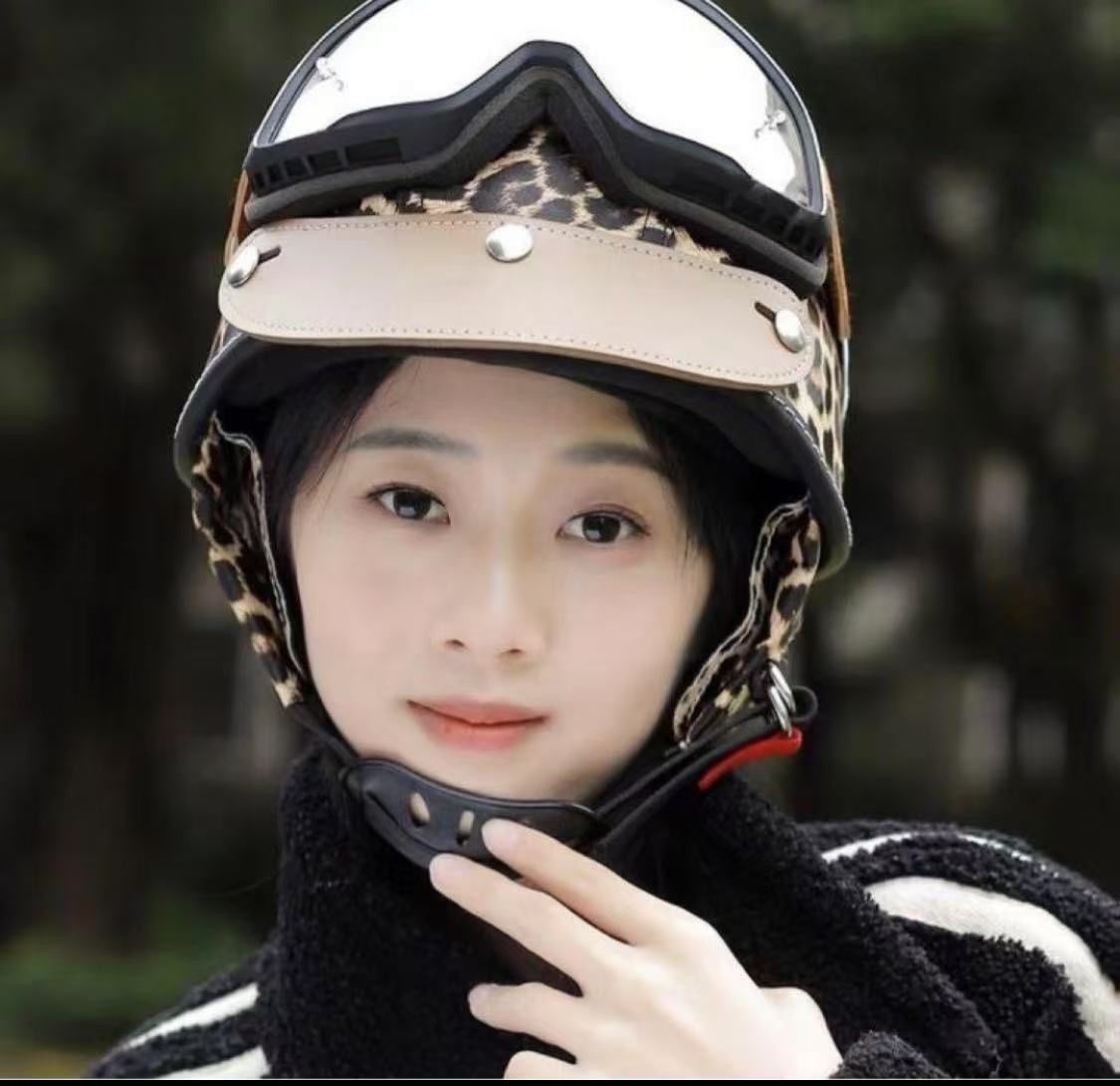最新モデル ヒョウ柄半キャップ半帽子ゴーグル無料付きハーフヘルメット新品 最新モデル ヒョウ柄半キャップ半帽子ゴーグル無料付きハーフ