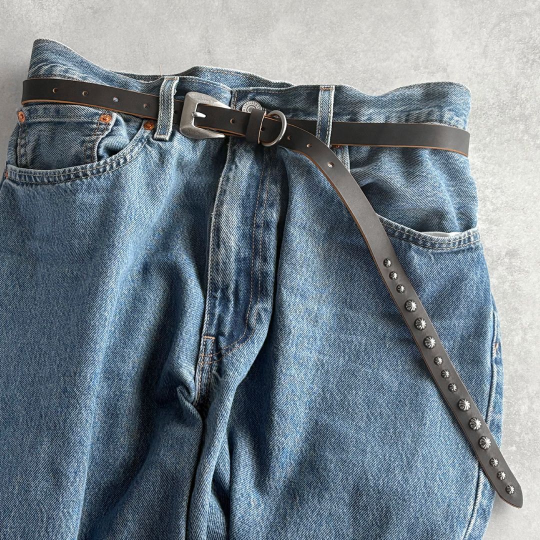 Deke ナローベルト 茶芯レザー スタッズベルト 茶芯ナローベルト スタッズベルト ロングベルト 垂らすベルト メンズ