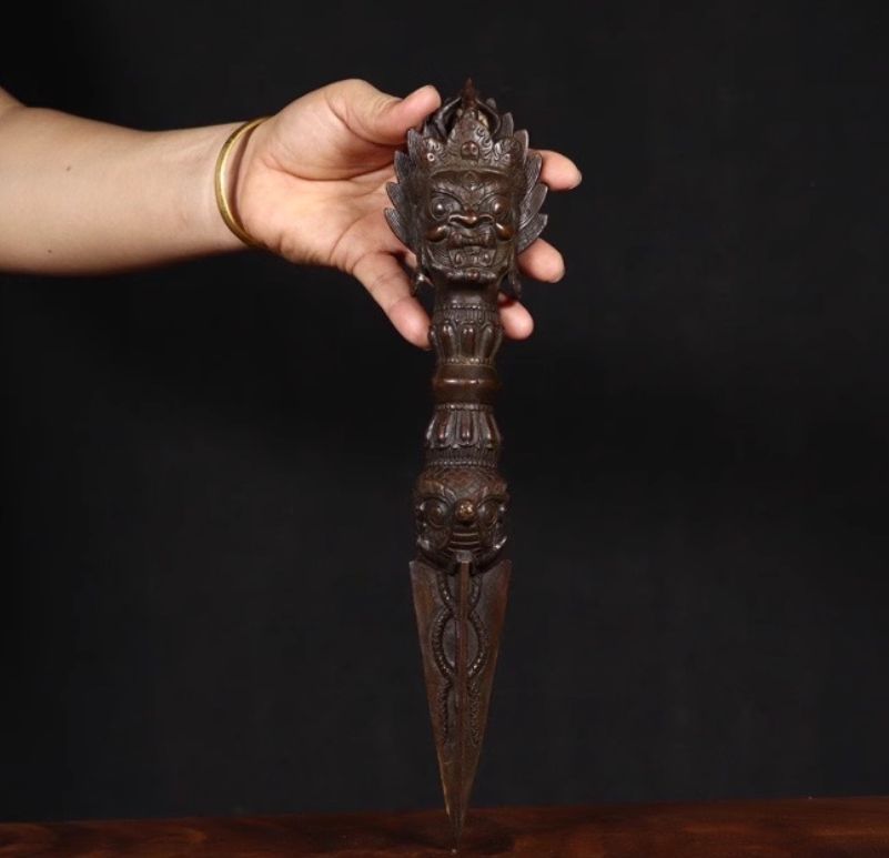 金剛杵降魔杵 法器 チベット密教仏具 銅製品 鎮宅辟邪 開運風 招財置物工芸品 金剛杵降魔杵 法器 チベット密教仏具 銅製品 鎮宅辟邪 開運風 招財置物