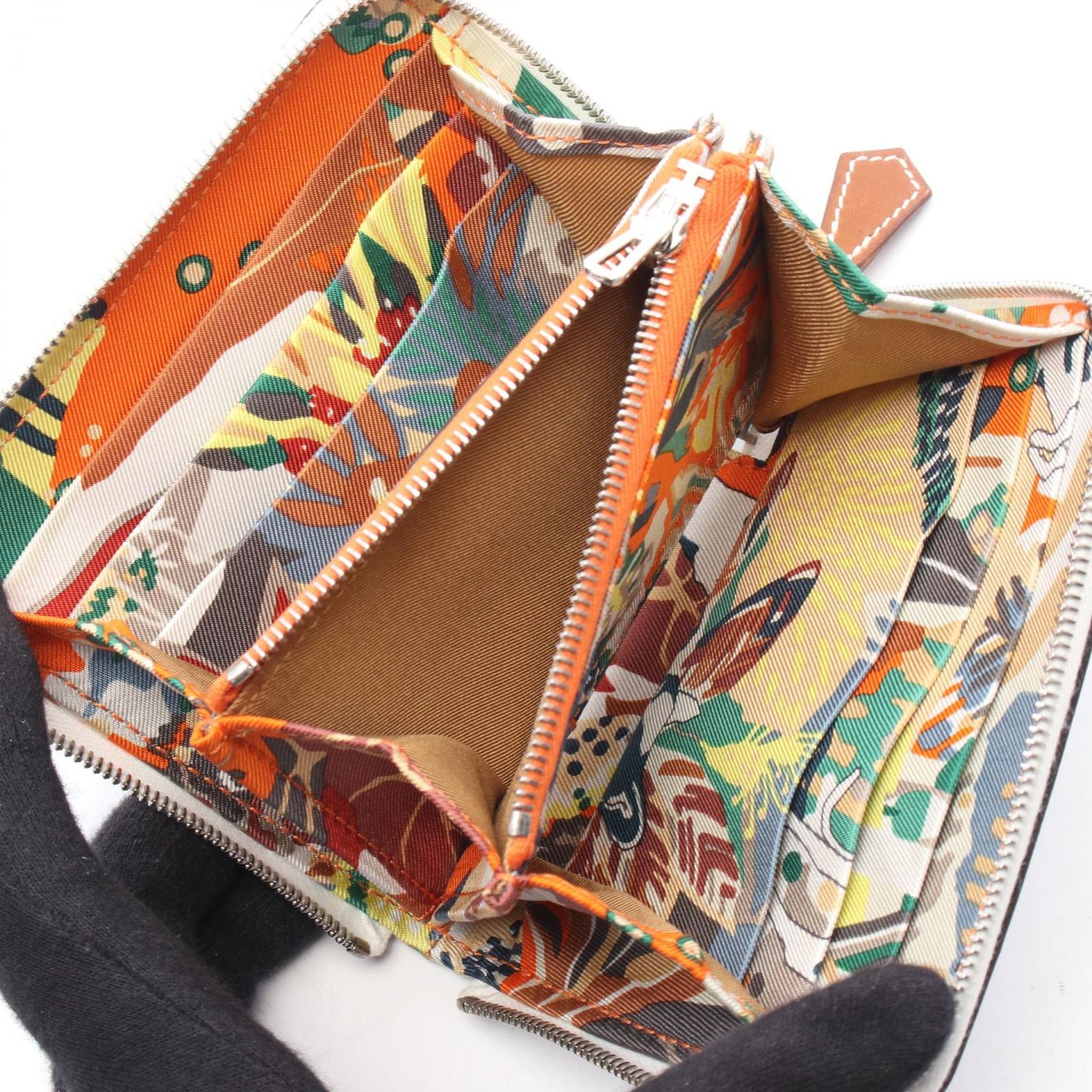 エルメス HERMES ラウンド財布 アザップコンパクト シルクイン ニュー  