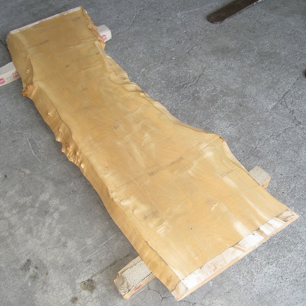 材木】栃 耳付板 DIY とち トチ とちのき 天然木 一枚板 2,150×400