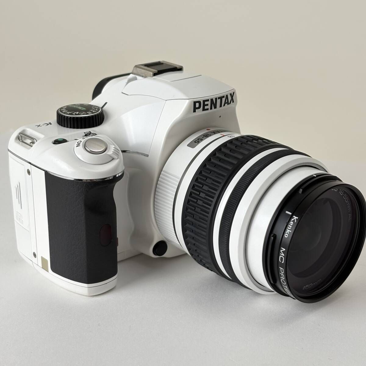 PENTAX K-x ホワイト デジタル一眼レフWi-Fiカード付き