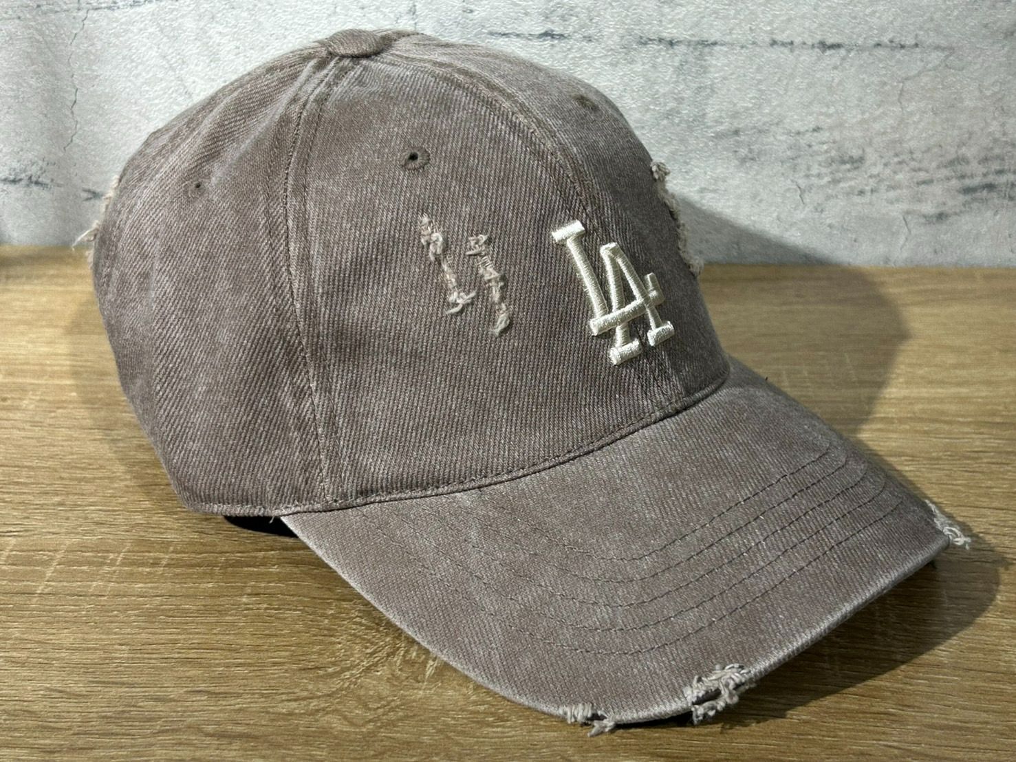 韓国限定】MLB Korea ドジャース ダメージキャップ ブラウン