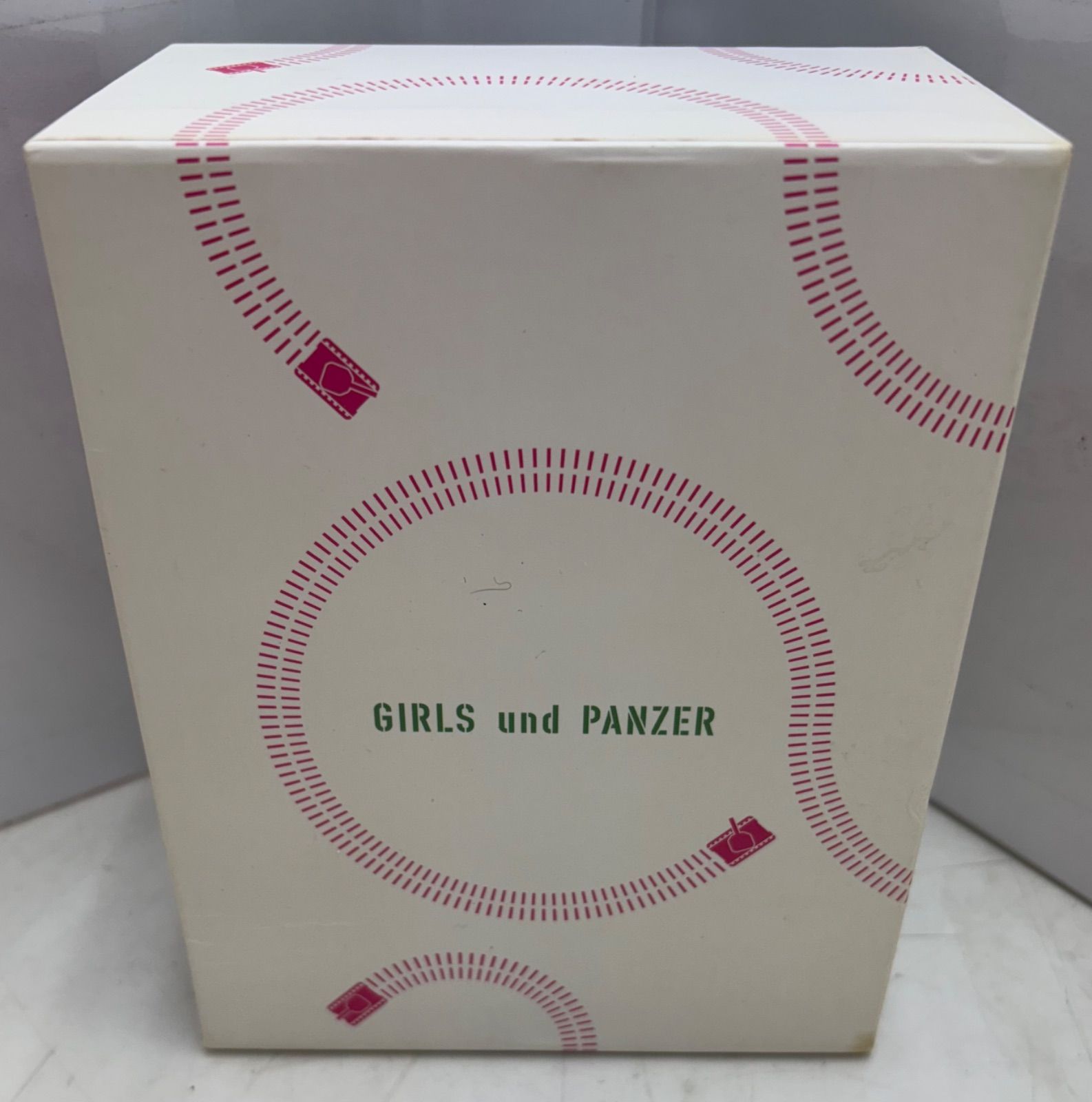 Blu-ray 全巻セット ガールズ&パンツァー 限定版 1～6巻 / これが本当のアンツィオ戦です / 劇場版 他　計９巻　※ガルパン 全巻収納BOX ガールズ\u0026パンツァー 本編 Blu-ray 全巻セット 特装限定版