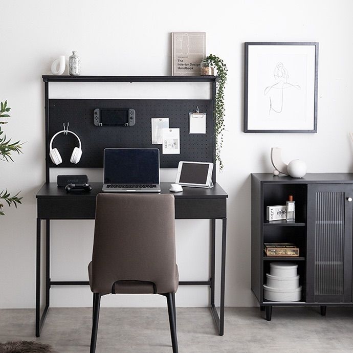 引き出し付きデスク