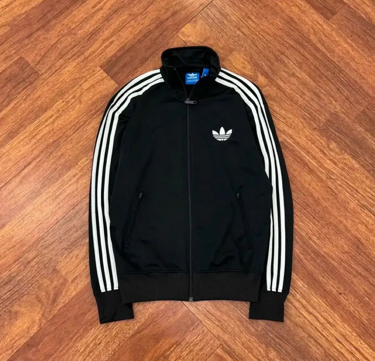 【雷市場（ポンジャン）商品韓国直送】 90 adidas(アディダス) ファイヤーバード 黒 トレーナー トラックトップス ジャージ