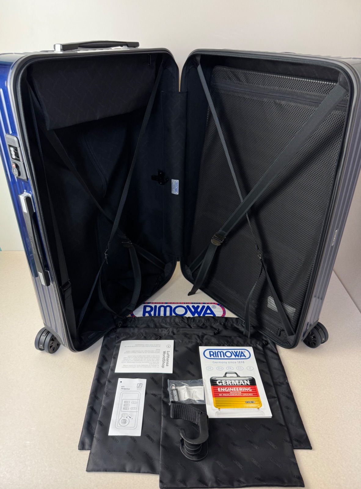 RIMOWA✖️ルフトハンザ ボレロコレクション Multiwheel 85L 4輪