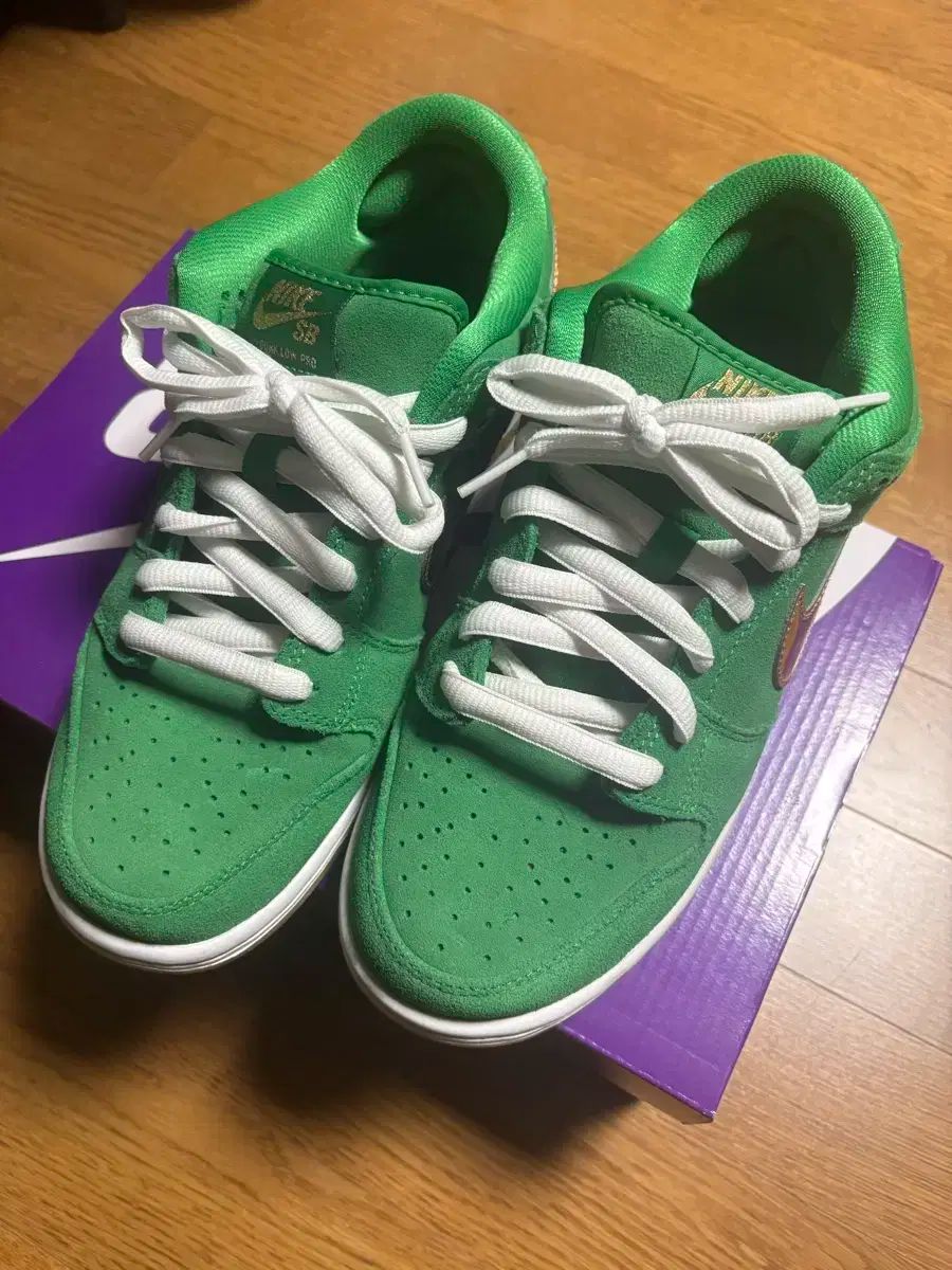 NIKE(ナイキ) ダンク ロー シャムロック