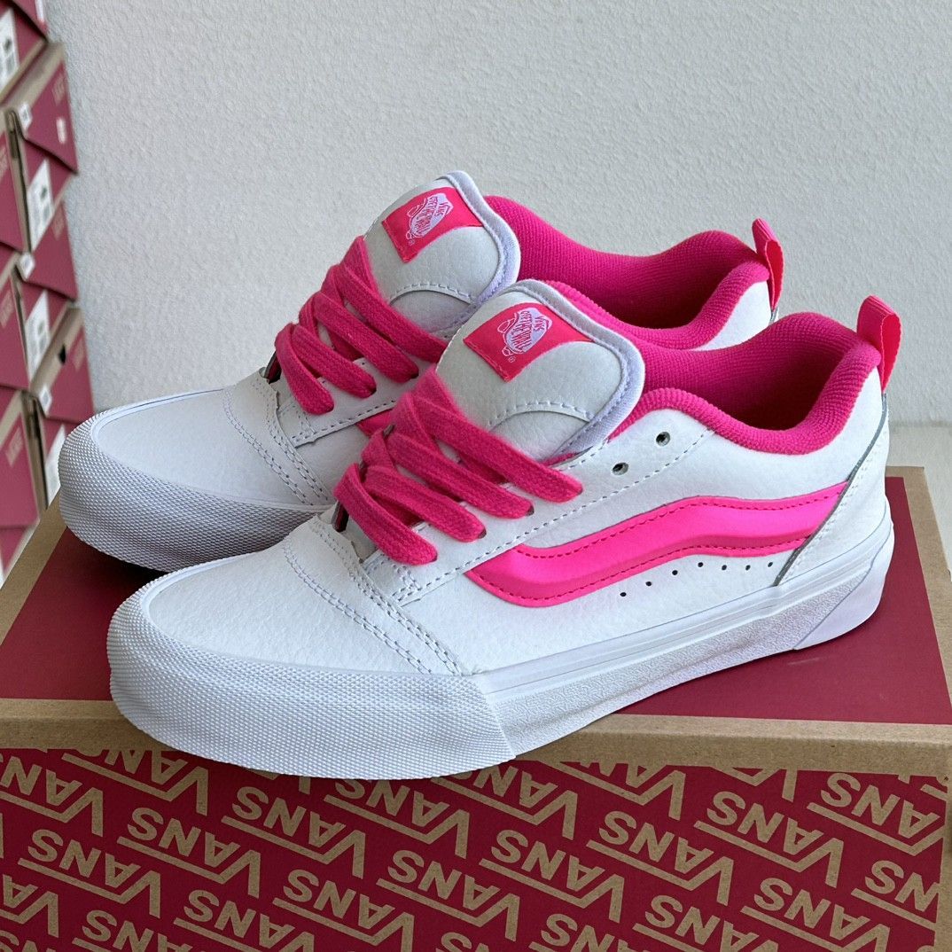 Vans Knu