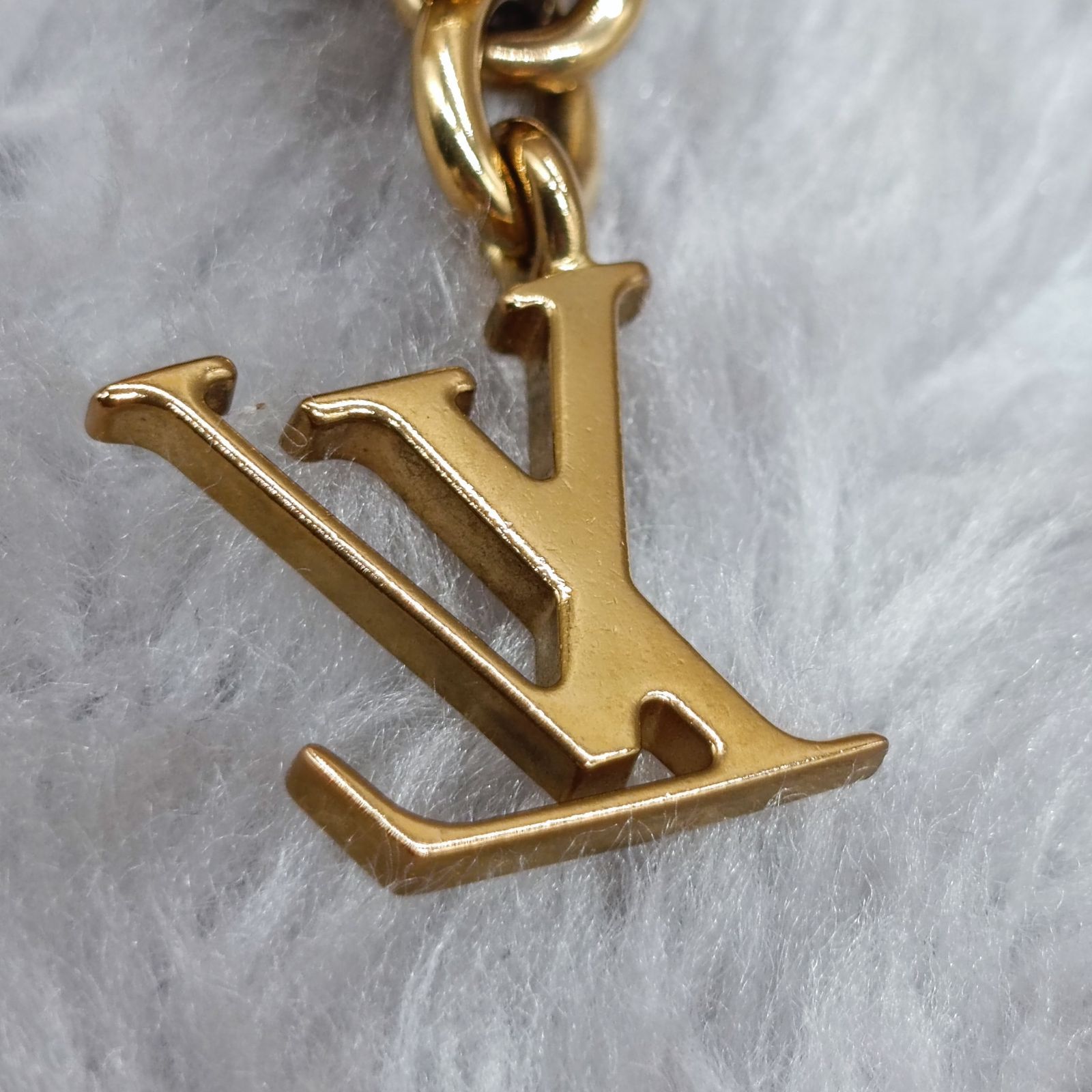 LOUISVUITTON 》 ルイヴィトン キーホルダー LVチェリシュド M01726