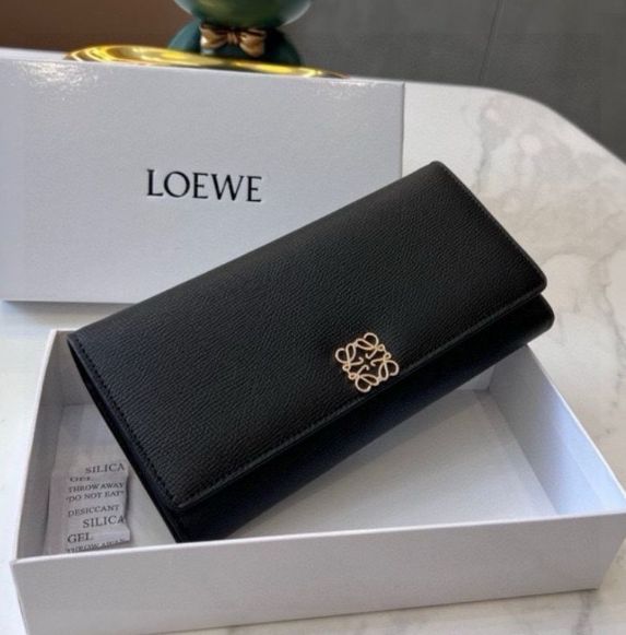 最後1点】 LOEWE ロエベ 長財布 新品 早い者勝ち 未使用 ロエベ 長財布 ブラック LOGO 新品 未使用 ギフト - メルカリ