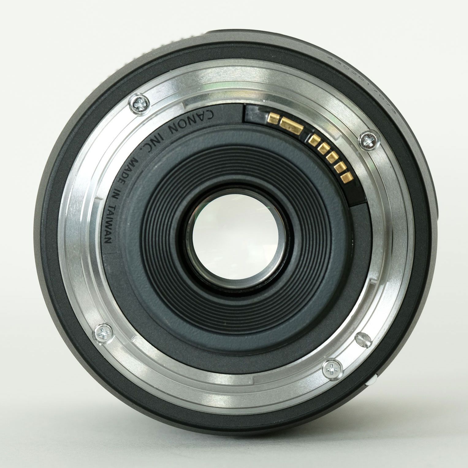 キヤノン18倍レンズ B#7446 Canon 望遠ズームレンズ EF-M18-150mm F3.5-6.3 IS STM ミラー