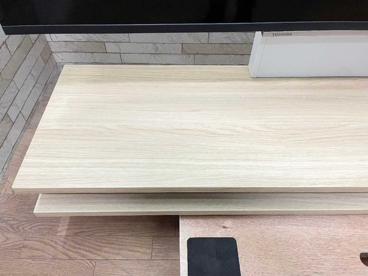 液晶テレビ