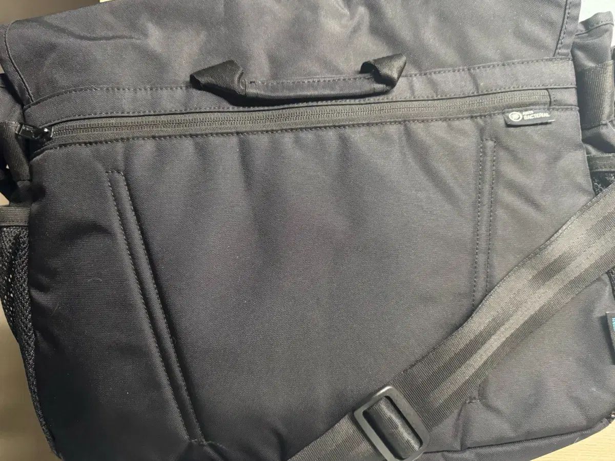 DISCOVERY メッセンジャーバッグ クロスバッグ