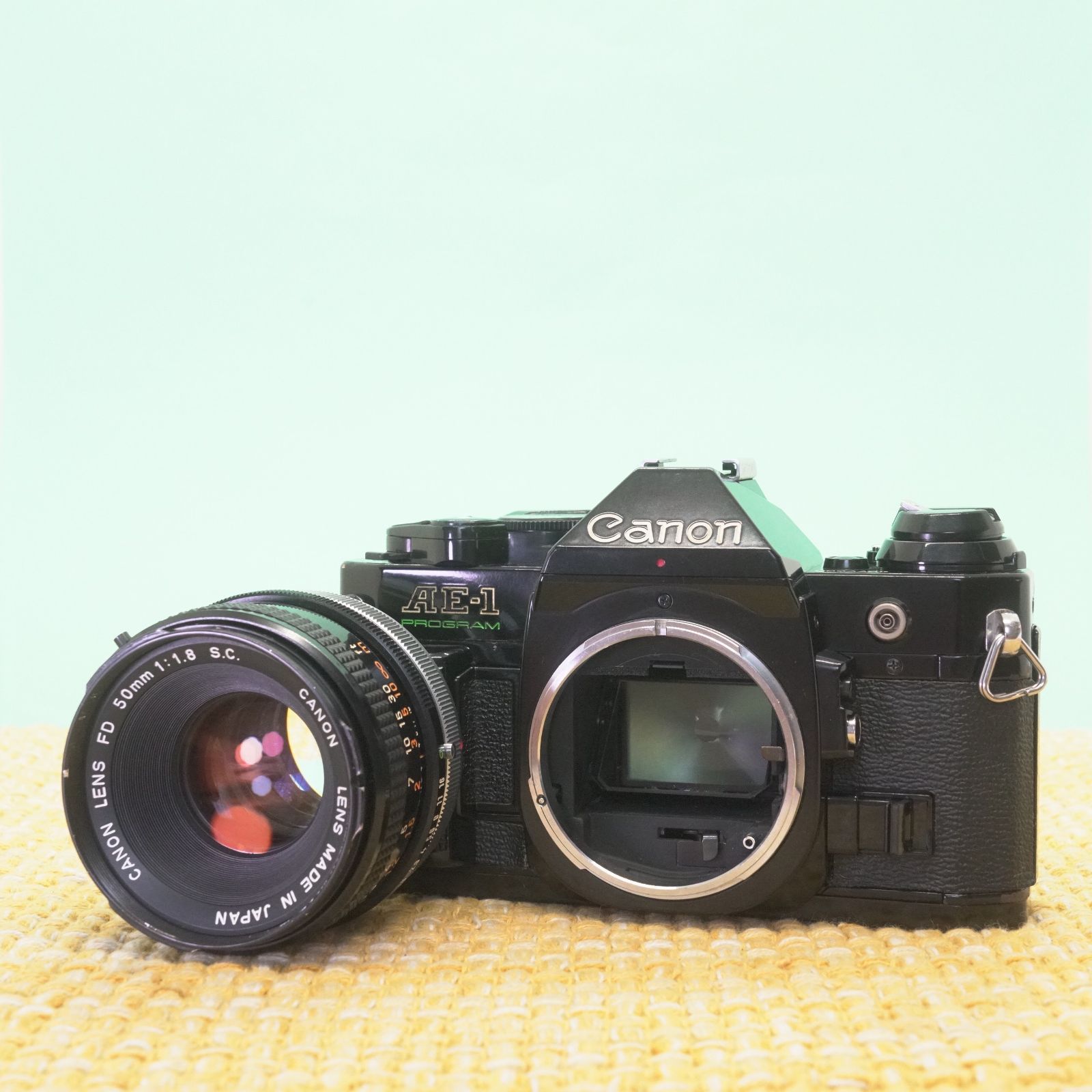 完動品◎Canon AE-1 プログラム x 50mm F1.8 フィルムカメラ