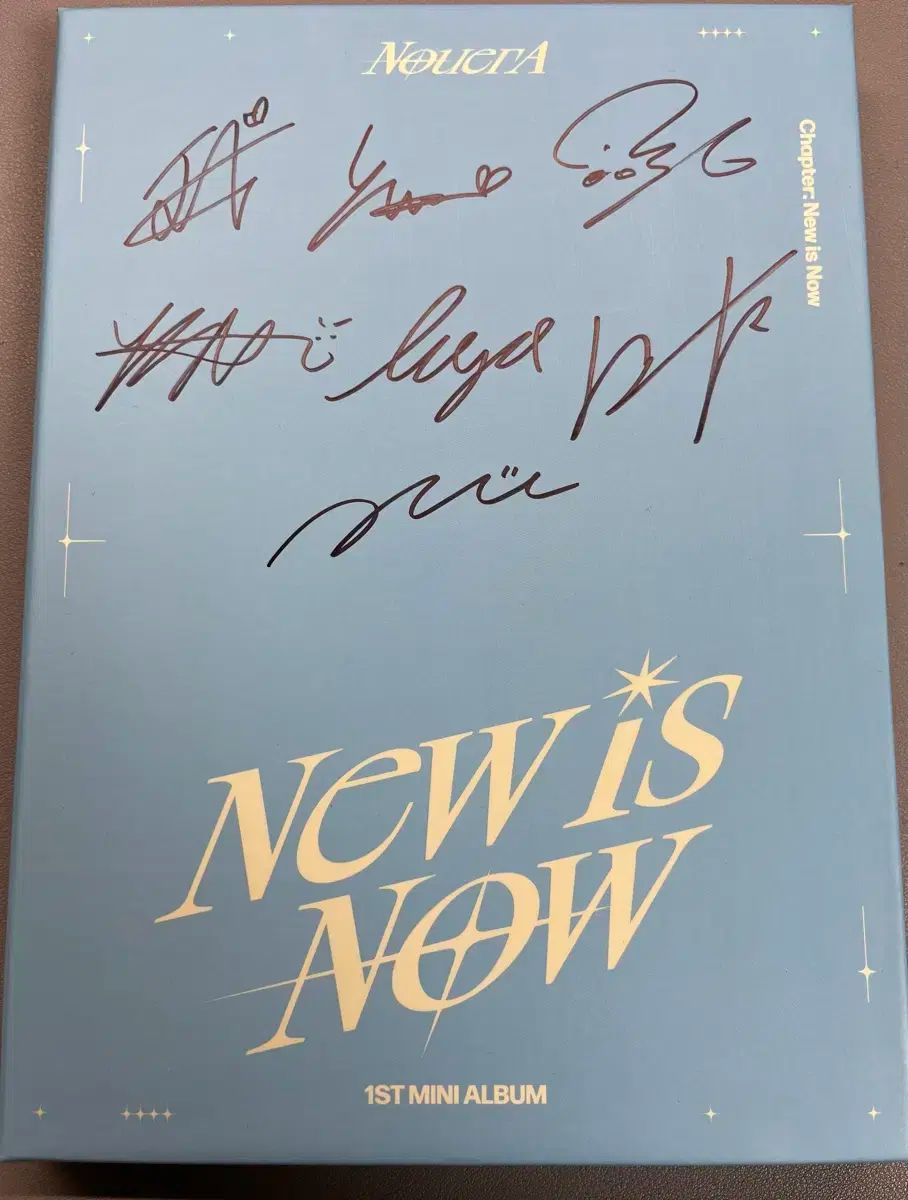 NouerA ファン サイン入りアルバム NouerA ファン サイン入りアルバム Nouera - ALL MEMBER Signed