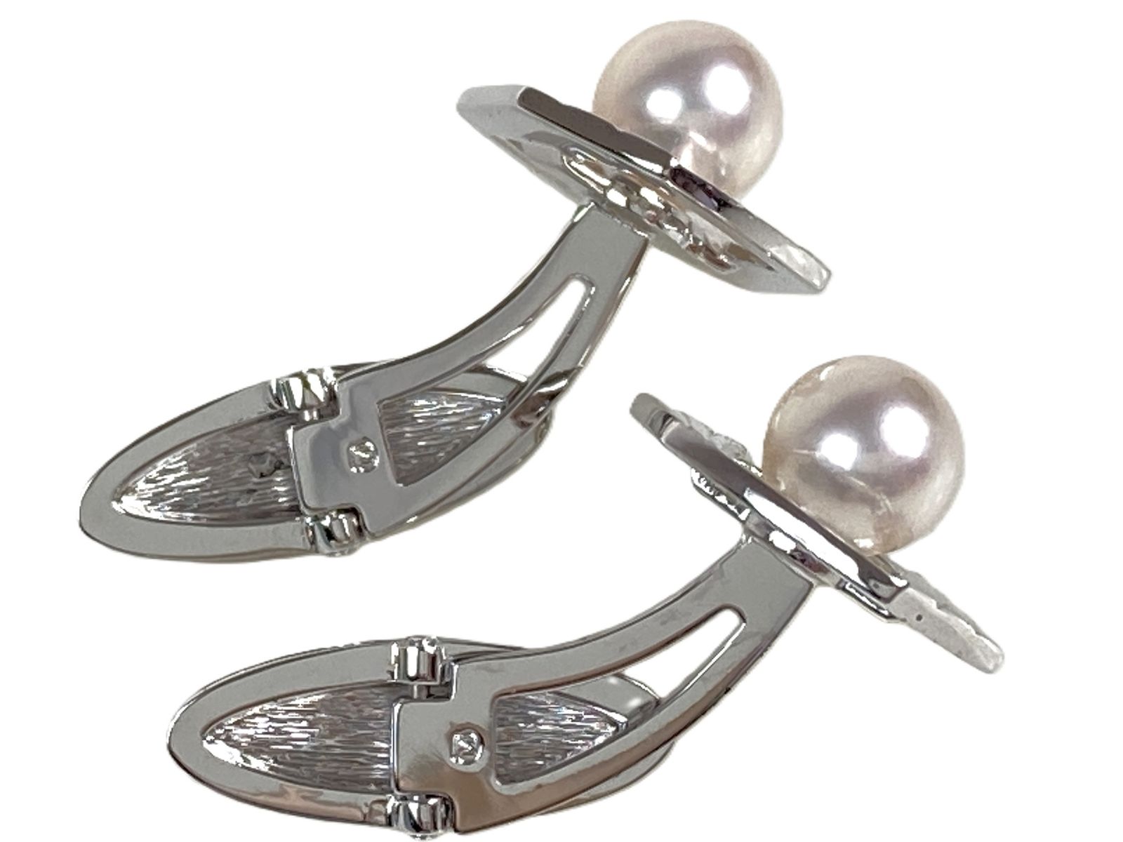 MIKIMOTO パール付き ネクタイピンとカフスセット（未使用） 美品 ミキモト MIKIMOTO 真珠 パール ネクタイピン カフス