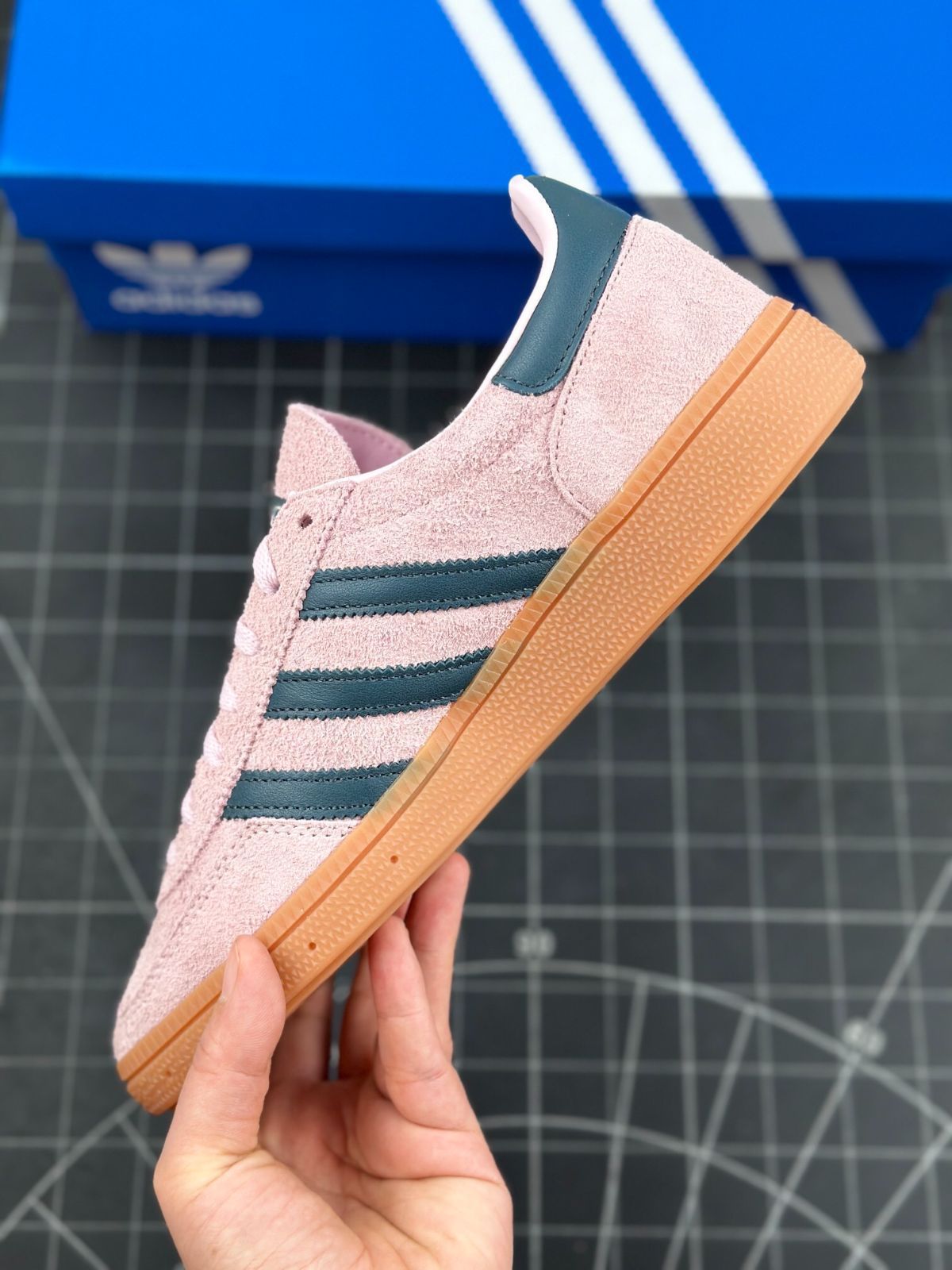 新品　Adidas アディダス Handball Spezial ハンドボールスペツィアル ピンク