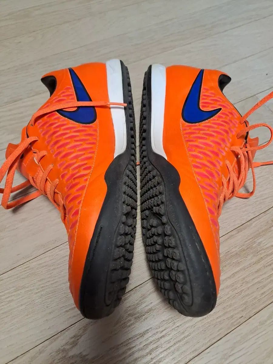 NIKE ナイキ