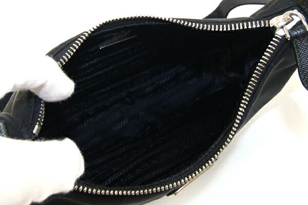 プラダ 2WAYショルダーバッグ Re-Edition - メルカリ