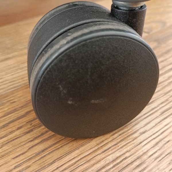 OKAMURA オカムラ