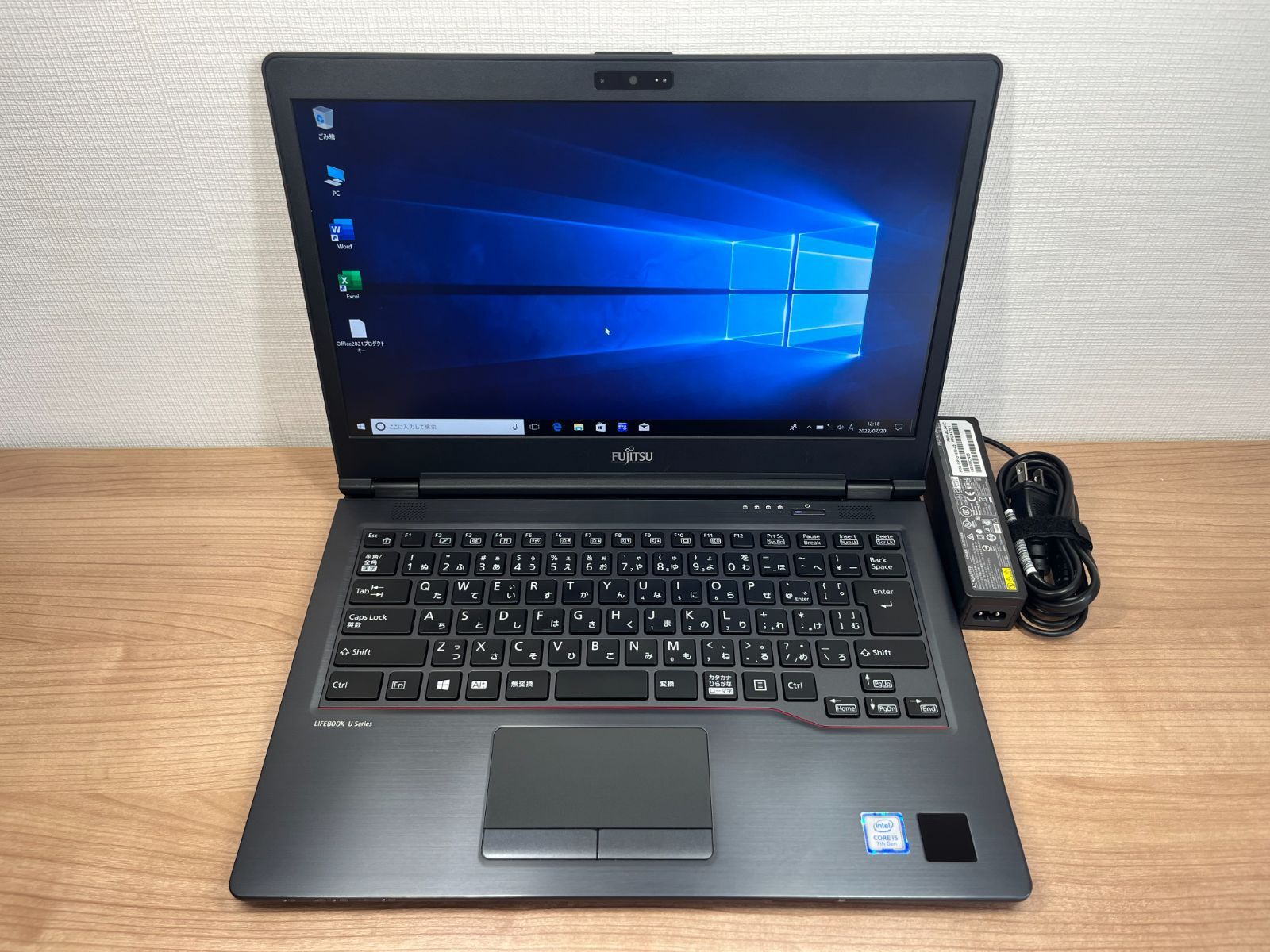 高性能 希少 〉0720 富士通LIFEBOOK U748/S 軽量8GB/SSD256GB office