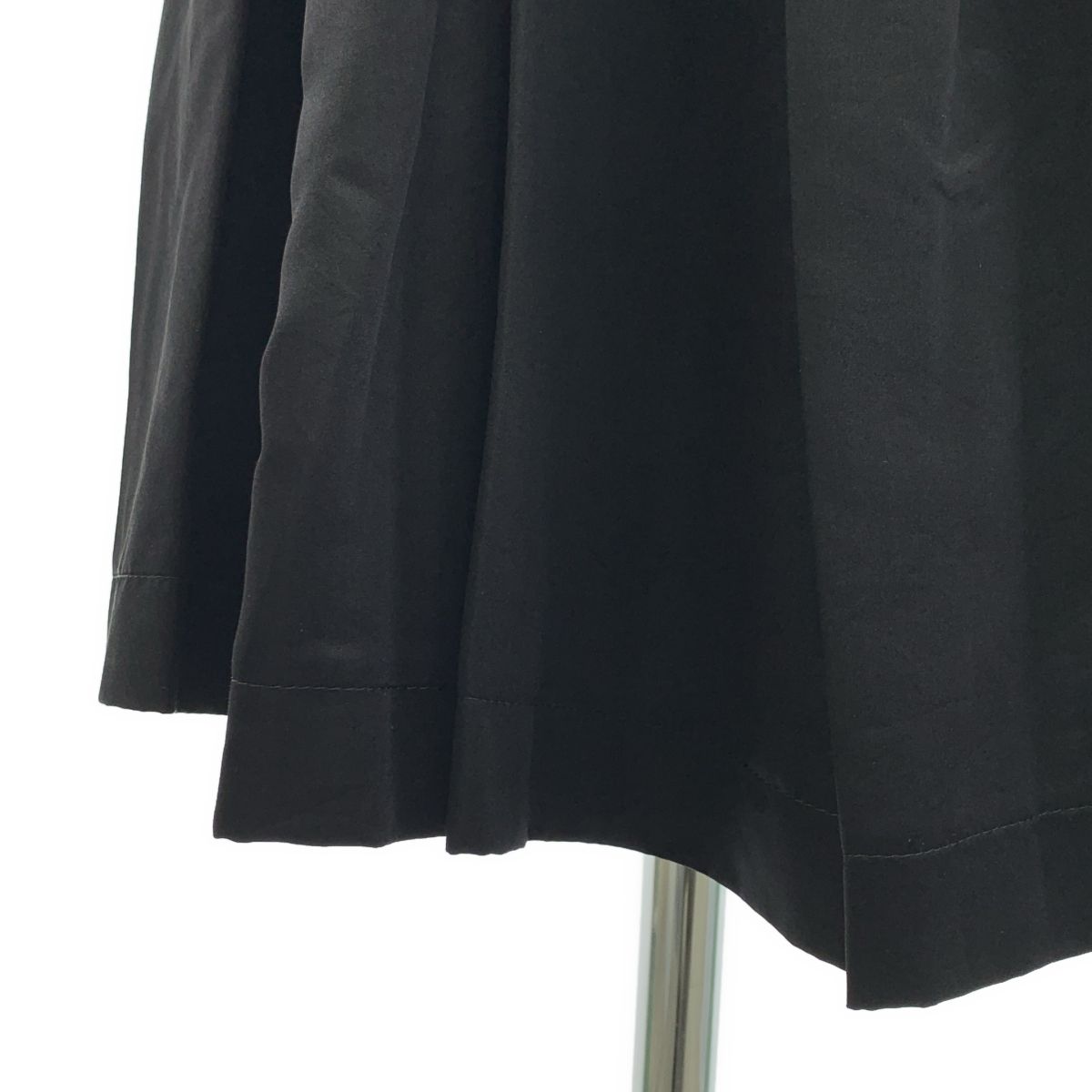 欲しいモノを一括サーチ。 COMME des GARCONS | コムデギャルソン | 2010AW | バックジップ ボリューム フ スカート | 総裏地 | S | ブラック | レディース