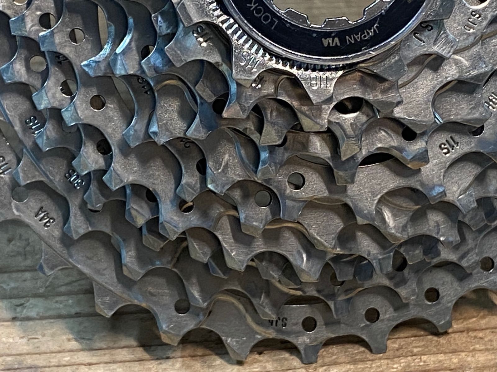 IM932 シマノ SHIMANO CS-HG700 スプロケット 11S 11-34T - メルカリ