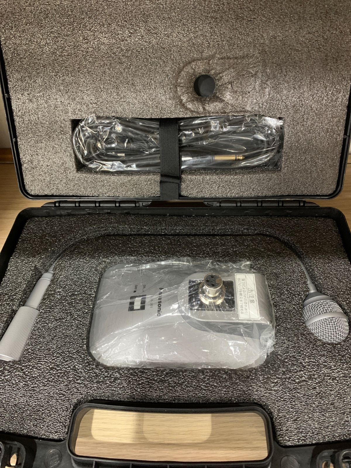 Panasonic ダイナミックマイクロホン WM-561 4本セット Panasonic ダイナミックマイクロホン WM-561 4本セット WM-561