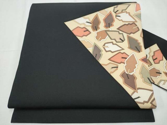 平和屋着物○塩瀬 九寸名古屋帯 型染め 切嵌枝葉文 黒地 金彩 正絹