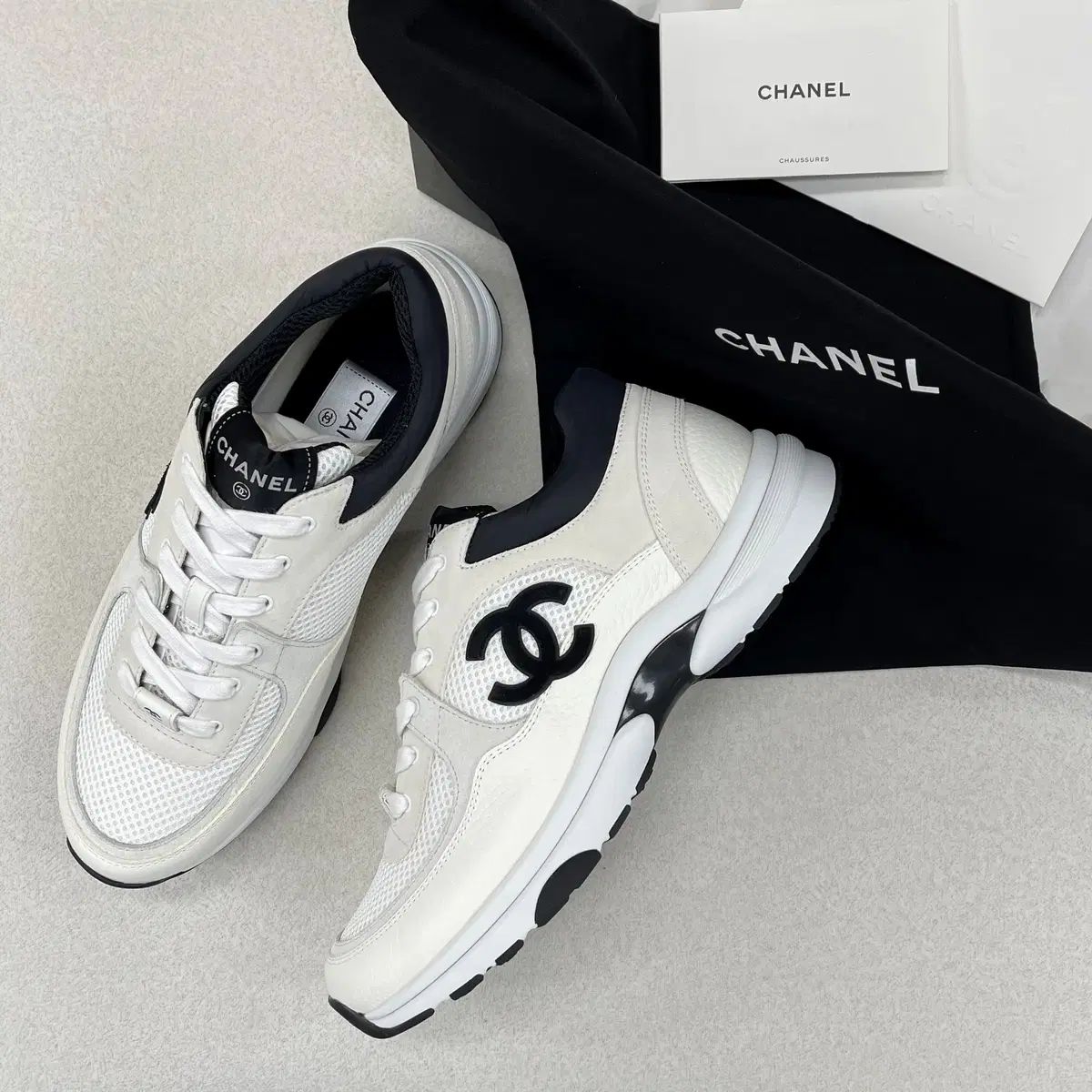 新品 CHANEL(シャネル) CC ロゴ テニス メンズ スニーカーズ 白 G38301 