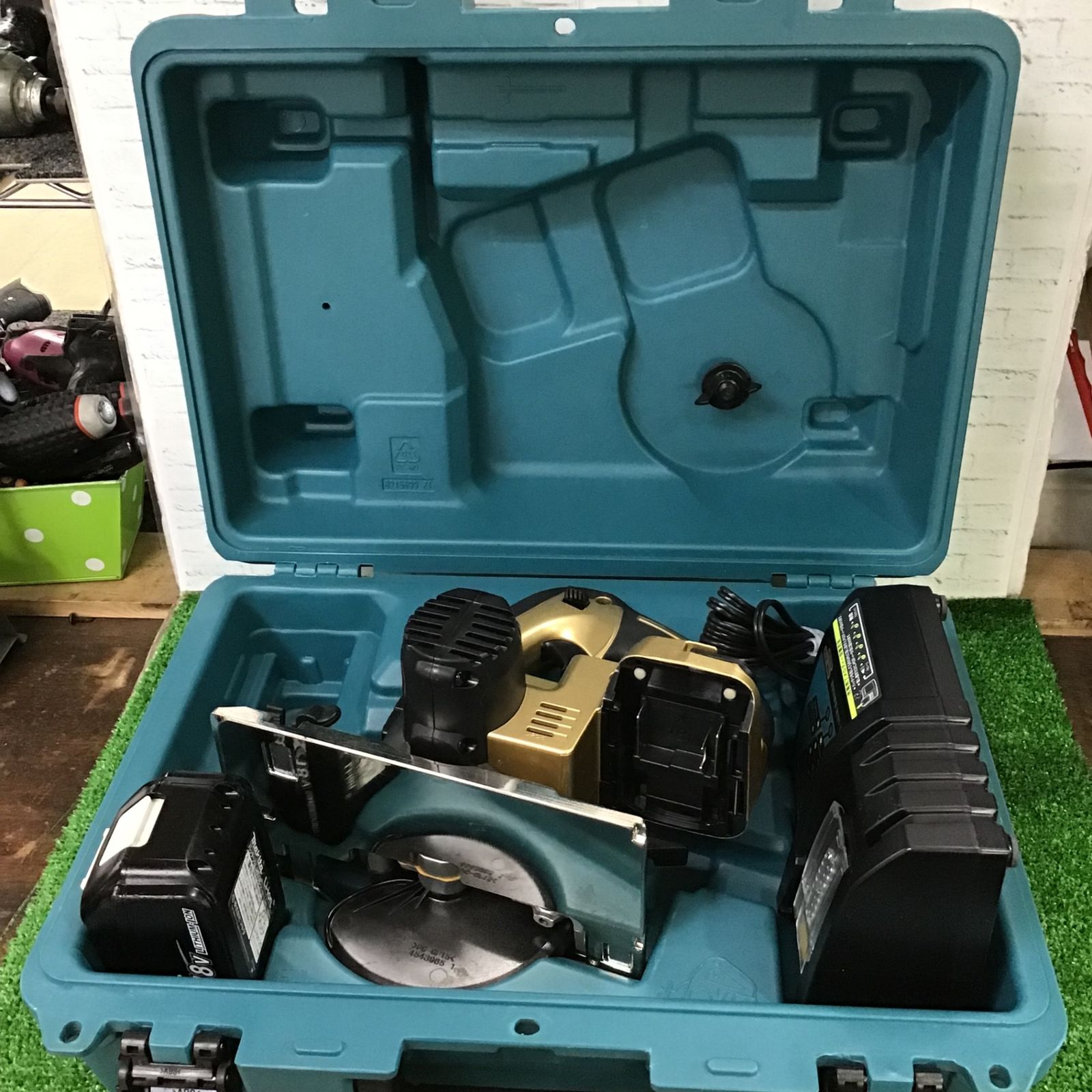 マキタ 125mm充電式マルノコ HS471DSP1 100周年記念モデル【町田店 
