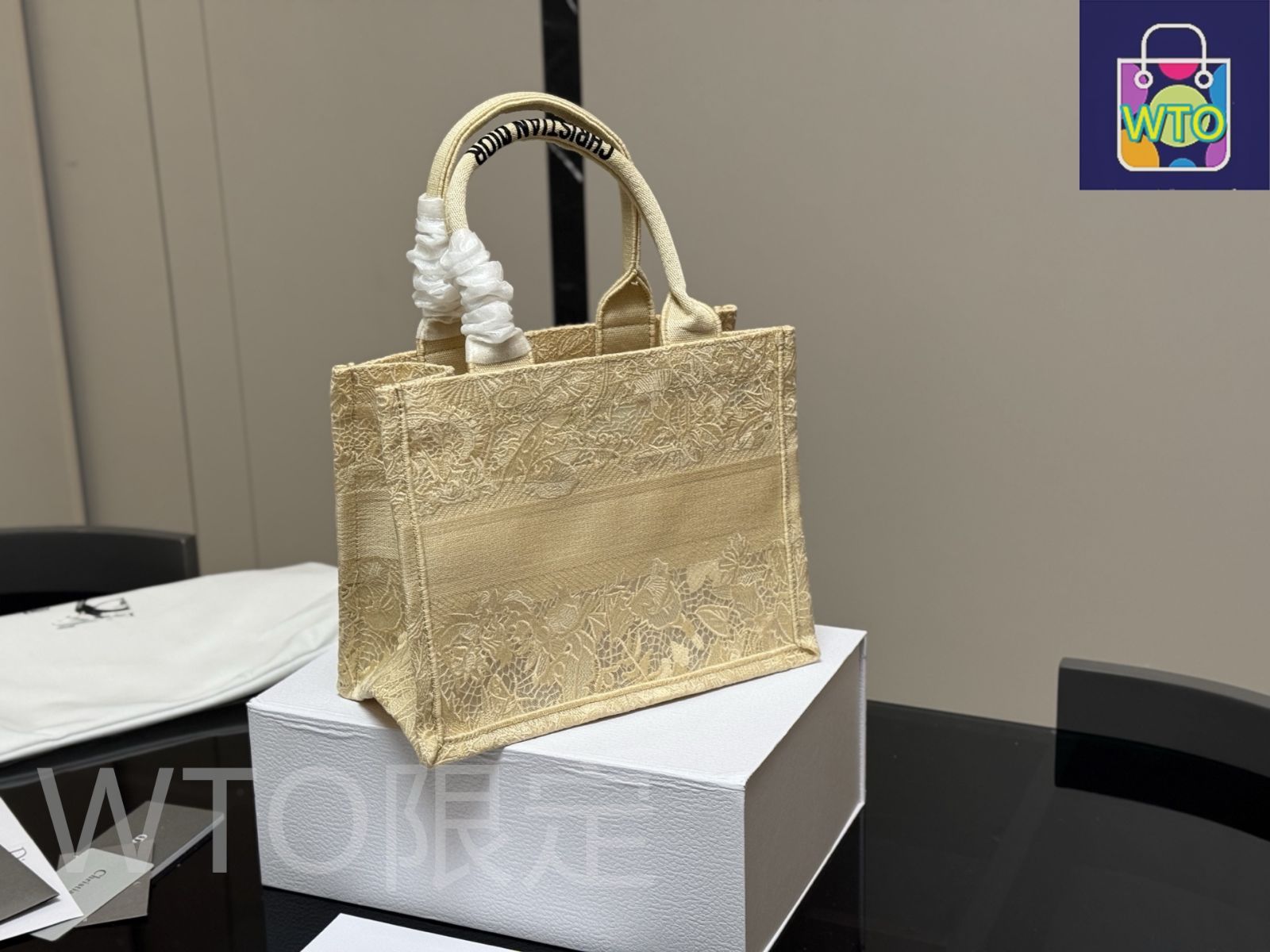1点モノ ディオール ブックトート スモール トート バック ディオール BOOK TOTE バッグ 偽物 スモール M1325CZBB_M928