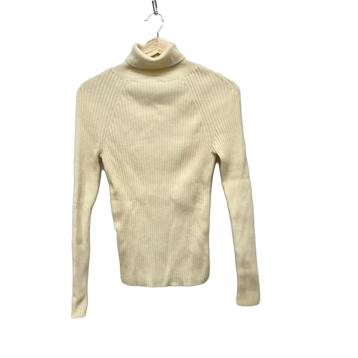 セリーヌ　セーター　バイカラー　タートル　Mサイズ セリーヌ セーター バイカラー タートル Mサイズ 146369_001_l.webp