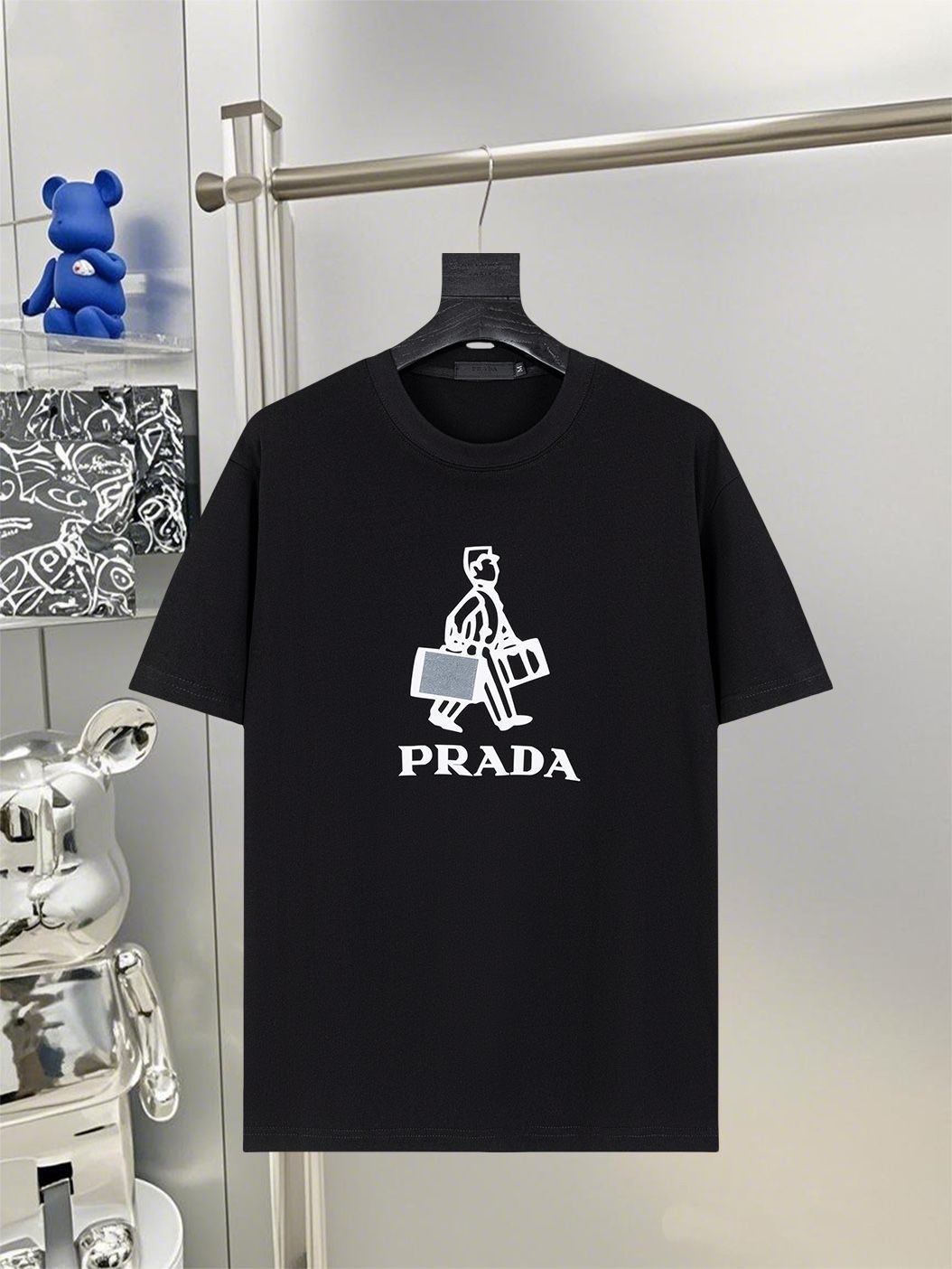 GUCCI ブラック Tシャツ XS 花柄刺繍 GUCCI ブラック Tシャツ XS 花柄刺繍 - メルカリ