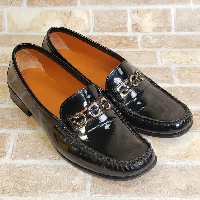 美品 フェラガモ ☆ エナメルレザー ガンチーニ ローファー 5.5 伊製