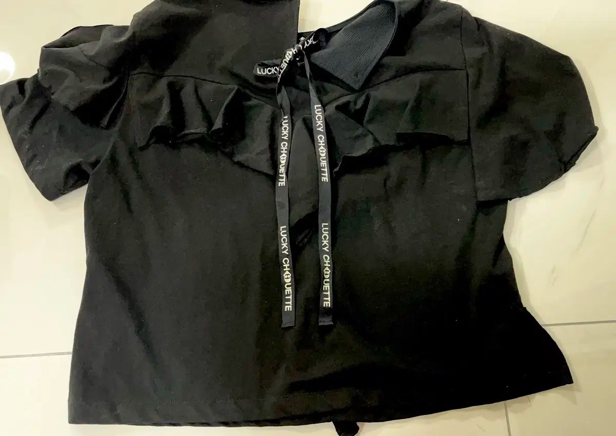 LUCKY CHOUETTE ラッキーシュエトゥ Tシャツ 38