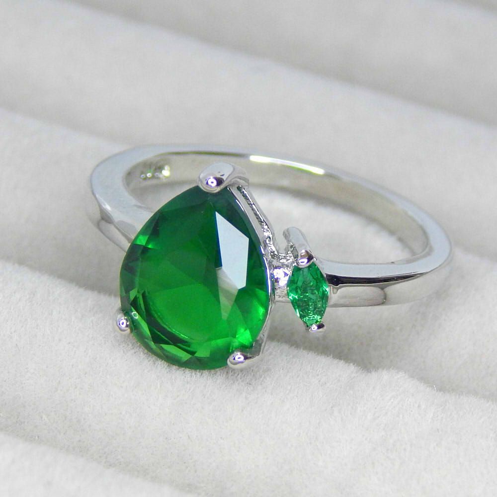 指輪 レディース エメラルド ダイヤモンド cz プラチナ 加工 エタニティリング ブランド 雫型 CZ エメラルド ダイヤモンド リング リーフ プラチナ仕上