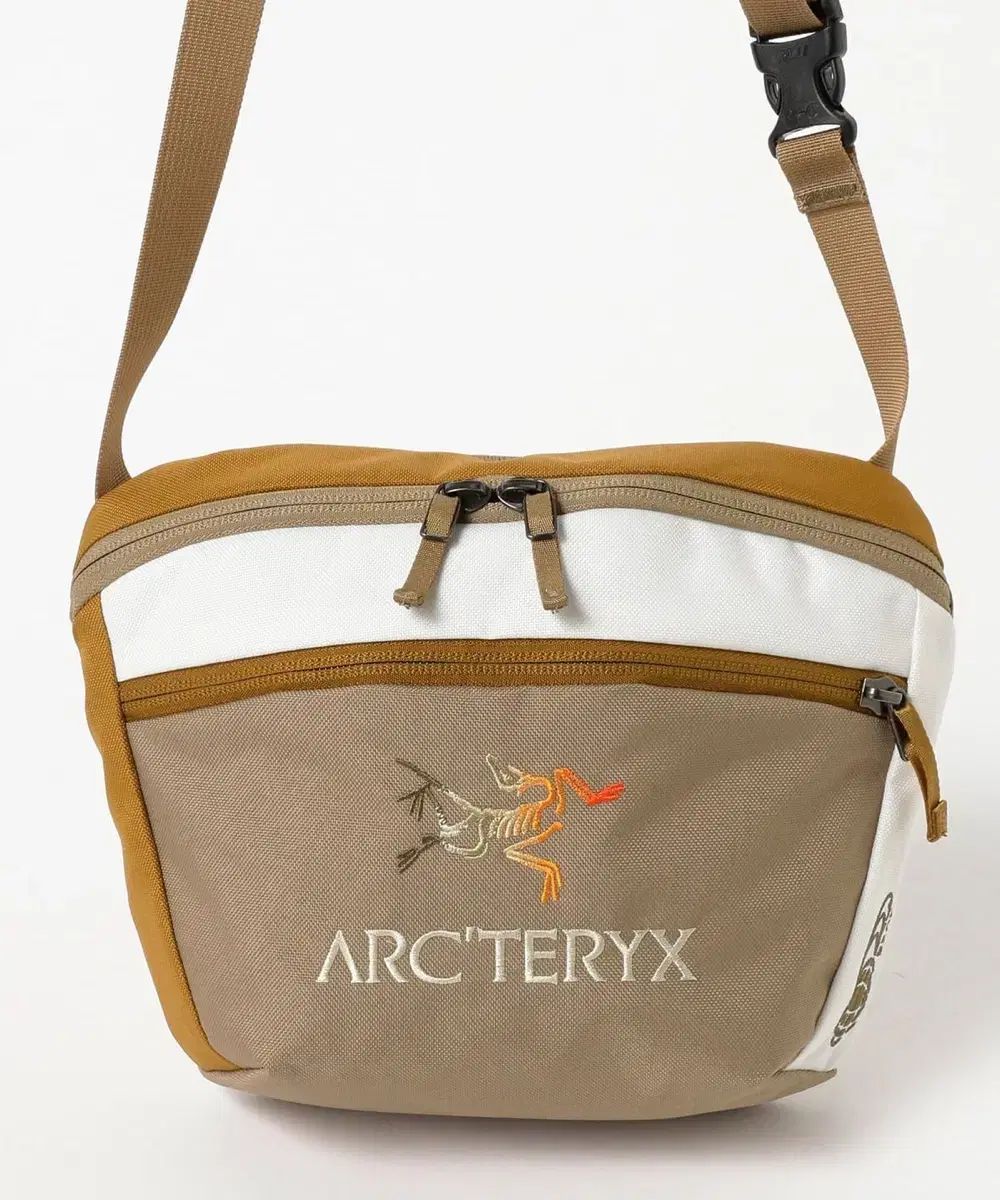 ARC TERYX アークテリクス 梁 コラボ Mantis マンティス 2 ウエストバッグ