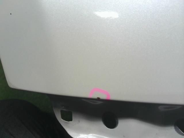 右フロントフェンダー 運転席側