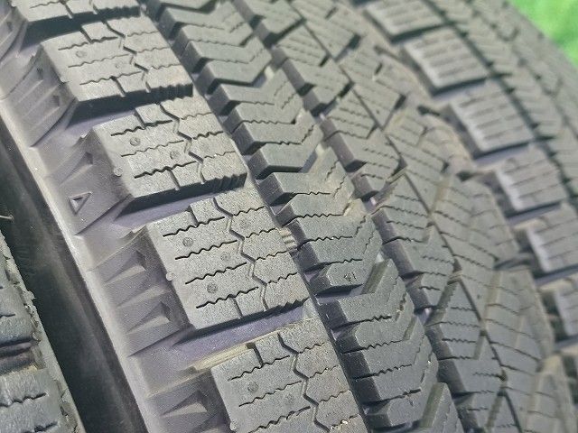 ブリヂストン ブリザックVRX2