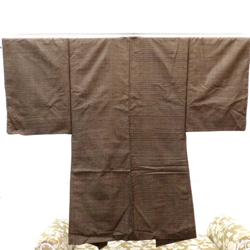 男着物 男性用 紬アンサンブルセット 袷 茶 ベージュ 正絹 男性用きもの メンズ 仕立て上がり 羽織＆着物 和服 男物 カジュアル 身丈147.5cm 【キモノオフ野々市若松店】 大島紬 正絹 アンサンブル 身丈135.5cm S 裄丈70cm 男性用 メンズ 羽織