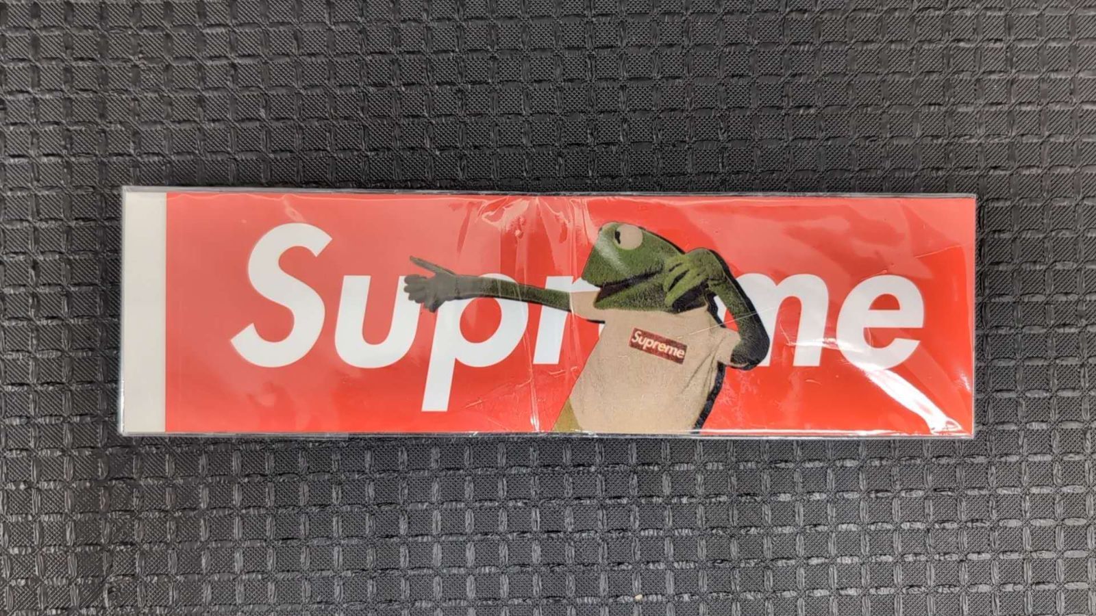 希少 シュプリーム ステッカー ボックスロゴ Supreme Kermit the
