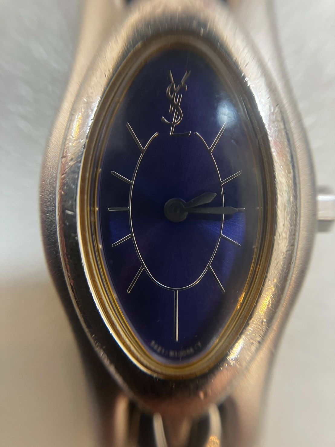 KD-001 YvesSaintLaurent イヴサンローラン 腕時計