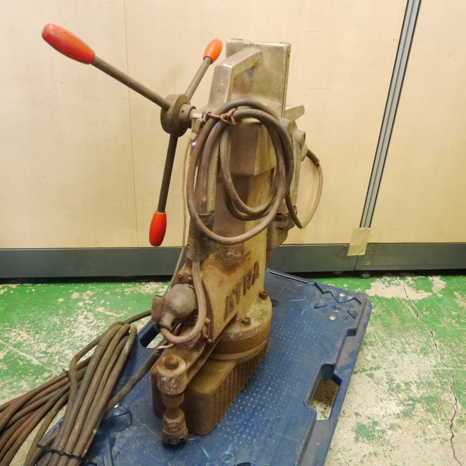 M-250 アトラマスター